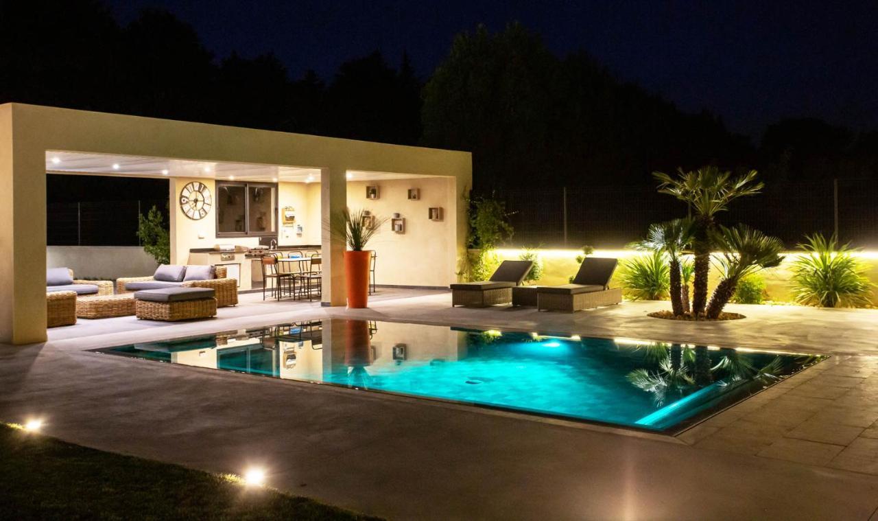 Villa Palma & Spa リル・シュル・ラ・ソルギュ エクステリア 写真